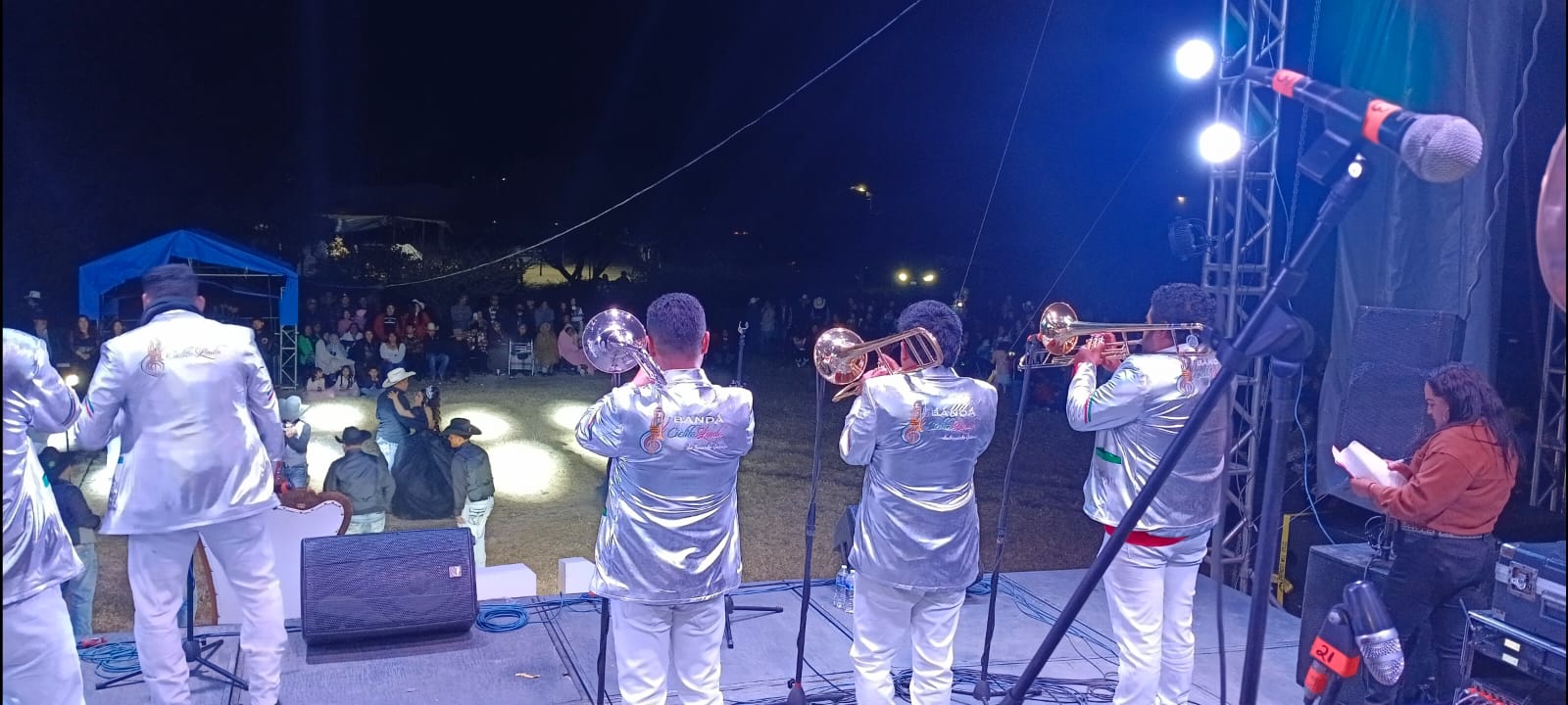 Banda Cielito Lindo durante presentación